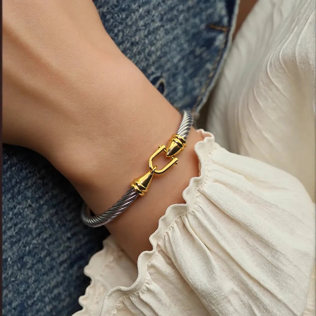 Kabolong Womens Twisted Stainless Steel Cable Bracelet