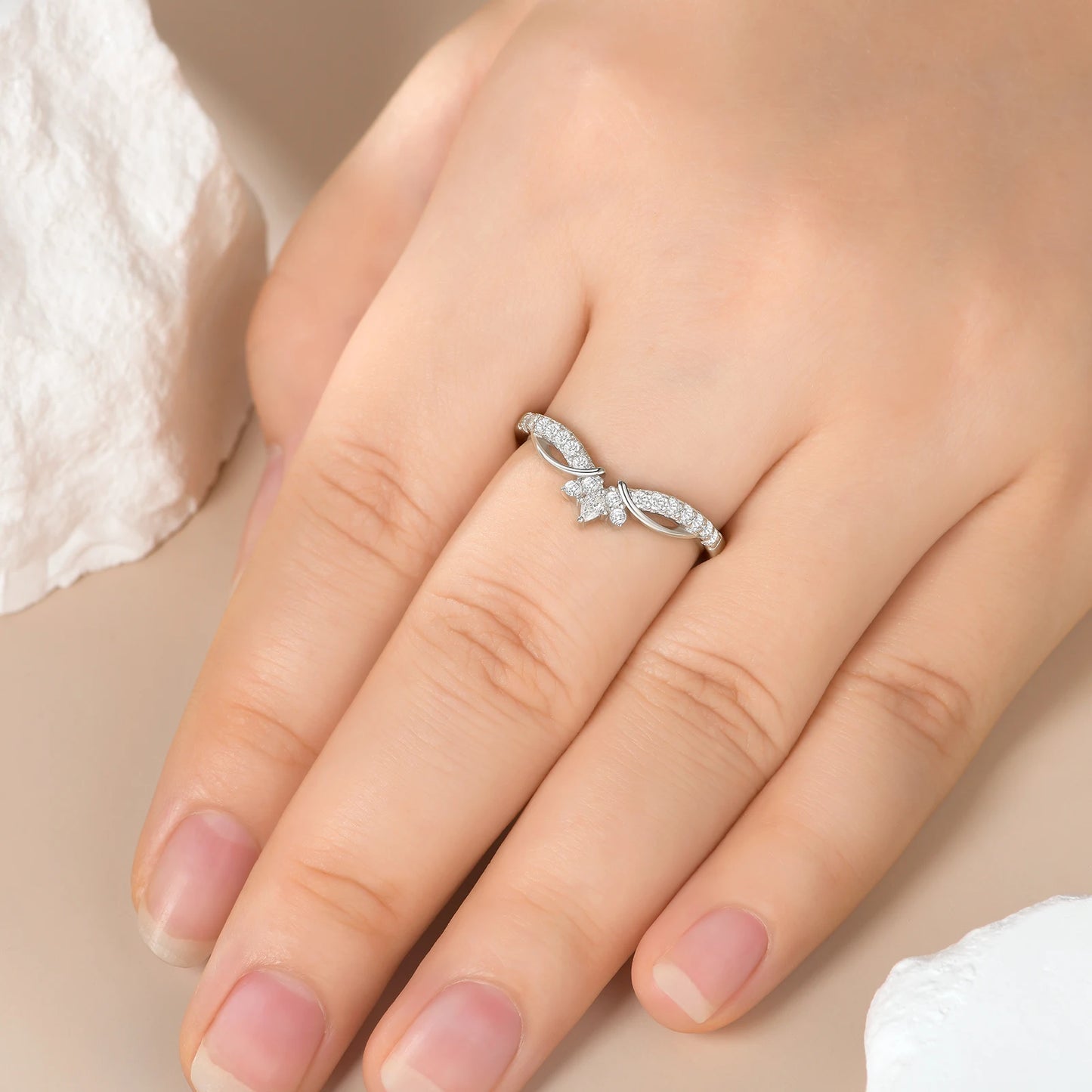 Newshe Moissanite Wedding Band Women Crown Ring 925 Silver