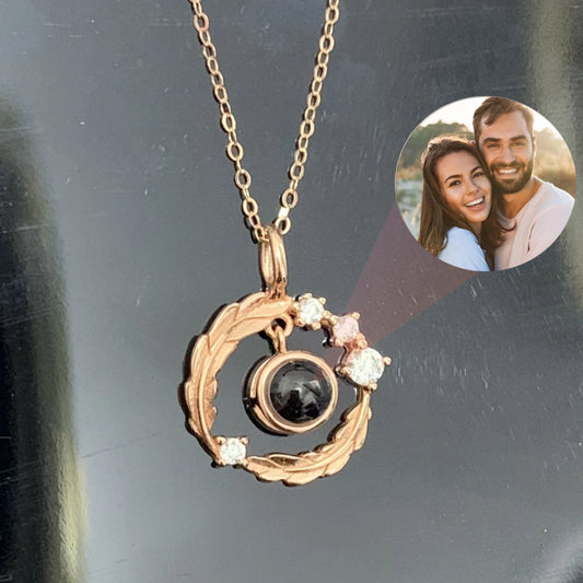 Zhejiang S925 Photo Projection Necklace Feather Zirconia