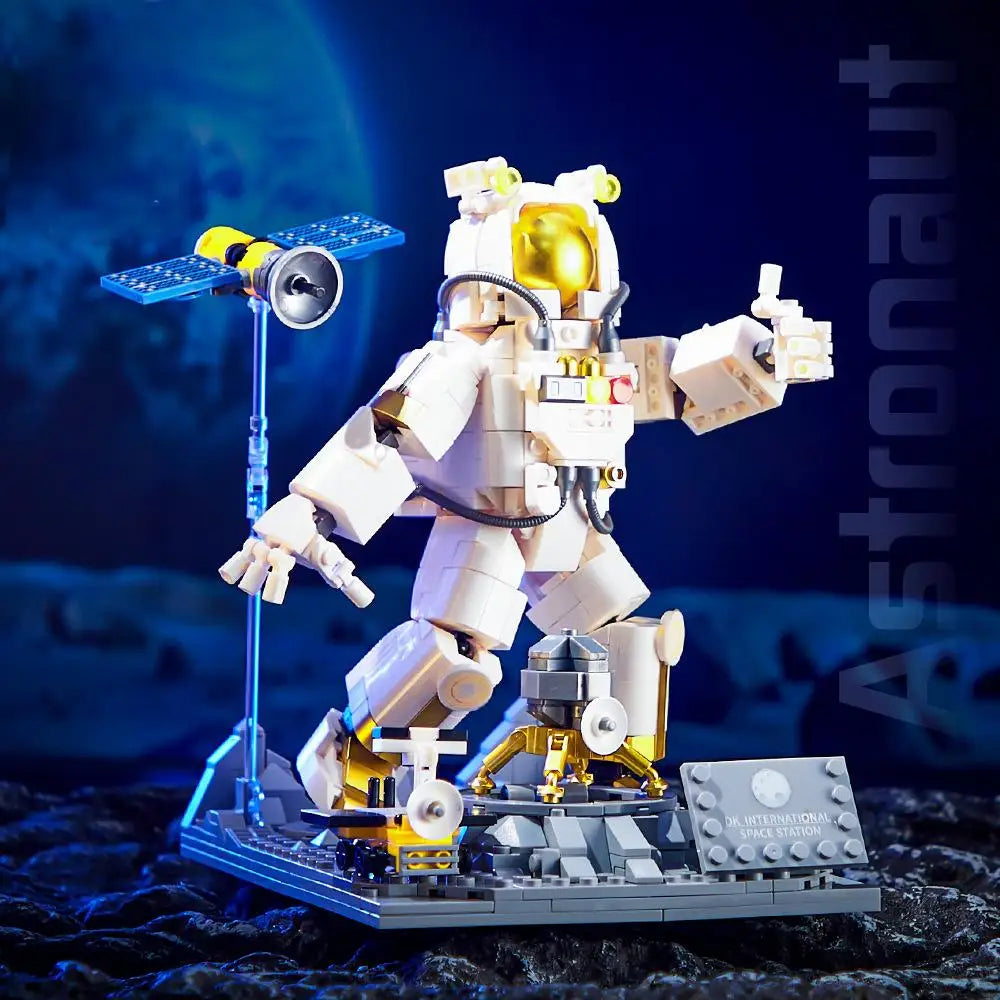 Haitai 875Pcs Space Astronaut Building Blocks Set Toy