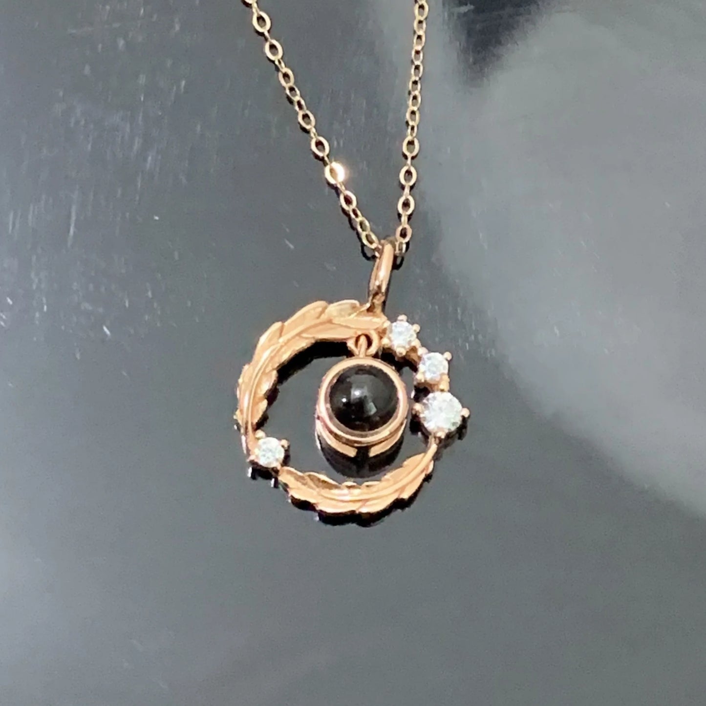 Zhejiang S925 Photo Projection Necklace Feather Zirconia