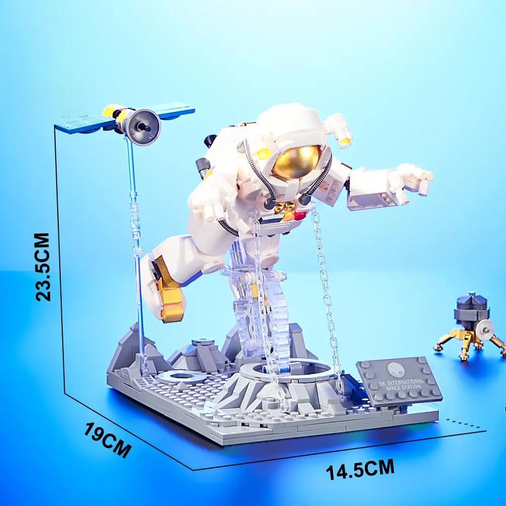 Haitai 875Pcs Space Astronaut Building Blocks Set Toy