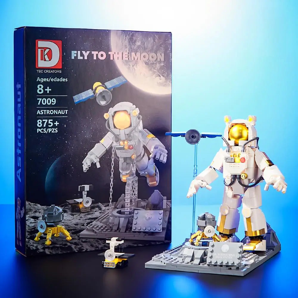 Haitai 875Pcs Space Astronaut Building Blocks Set Toy